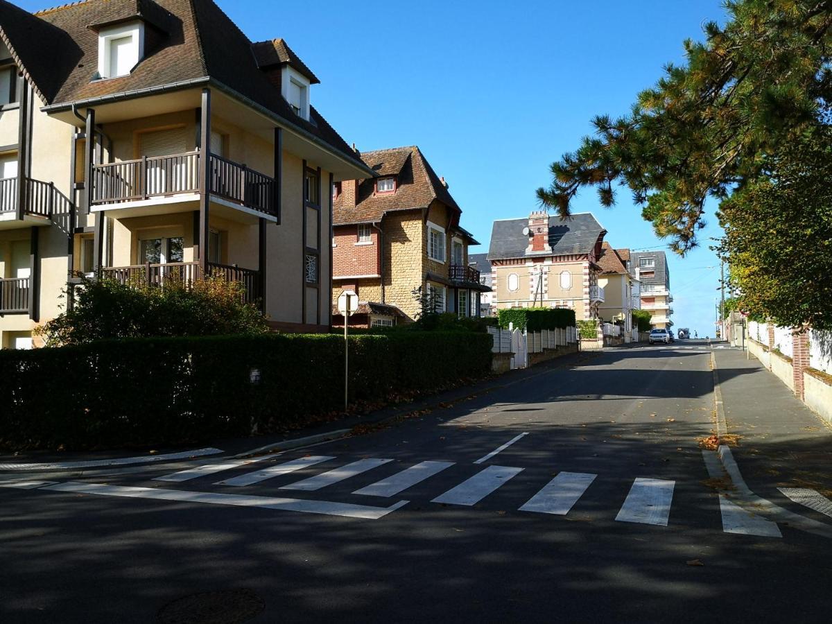 Appartement Cabourg Centre et Mer Extérieur photo